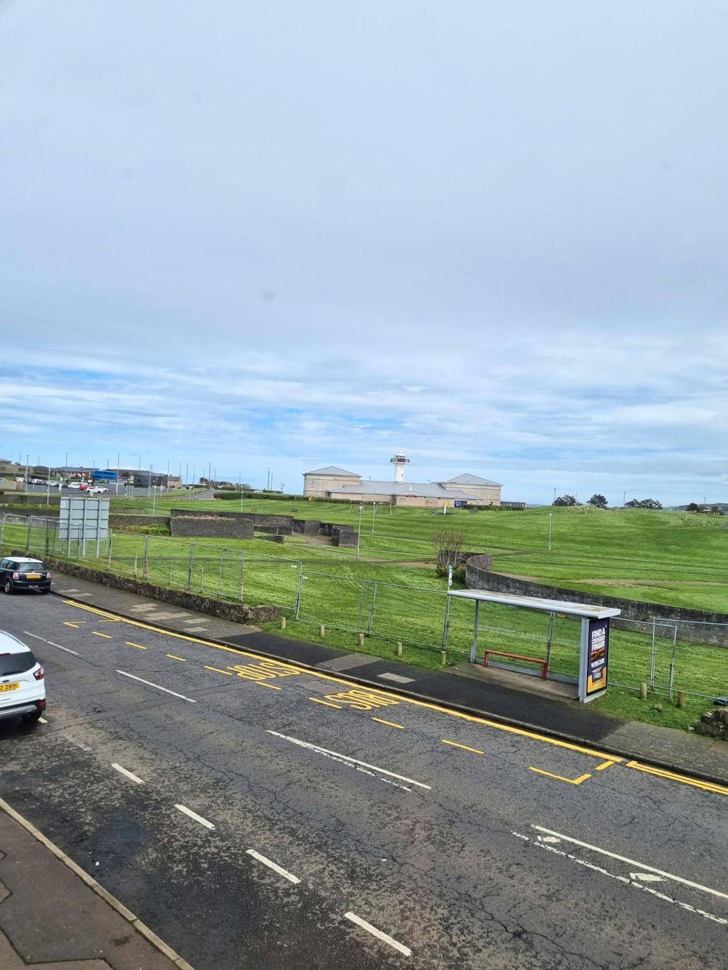 2 Dunluce Green - Portrush By The Sea Exterior photo
